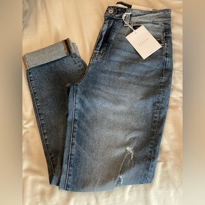 NWT KanCan Jeans Distressed Cuffed Ankle size 9/28